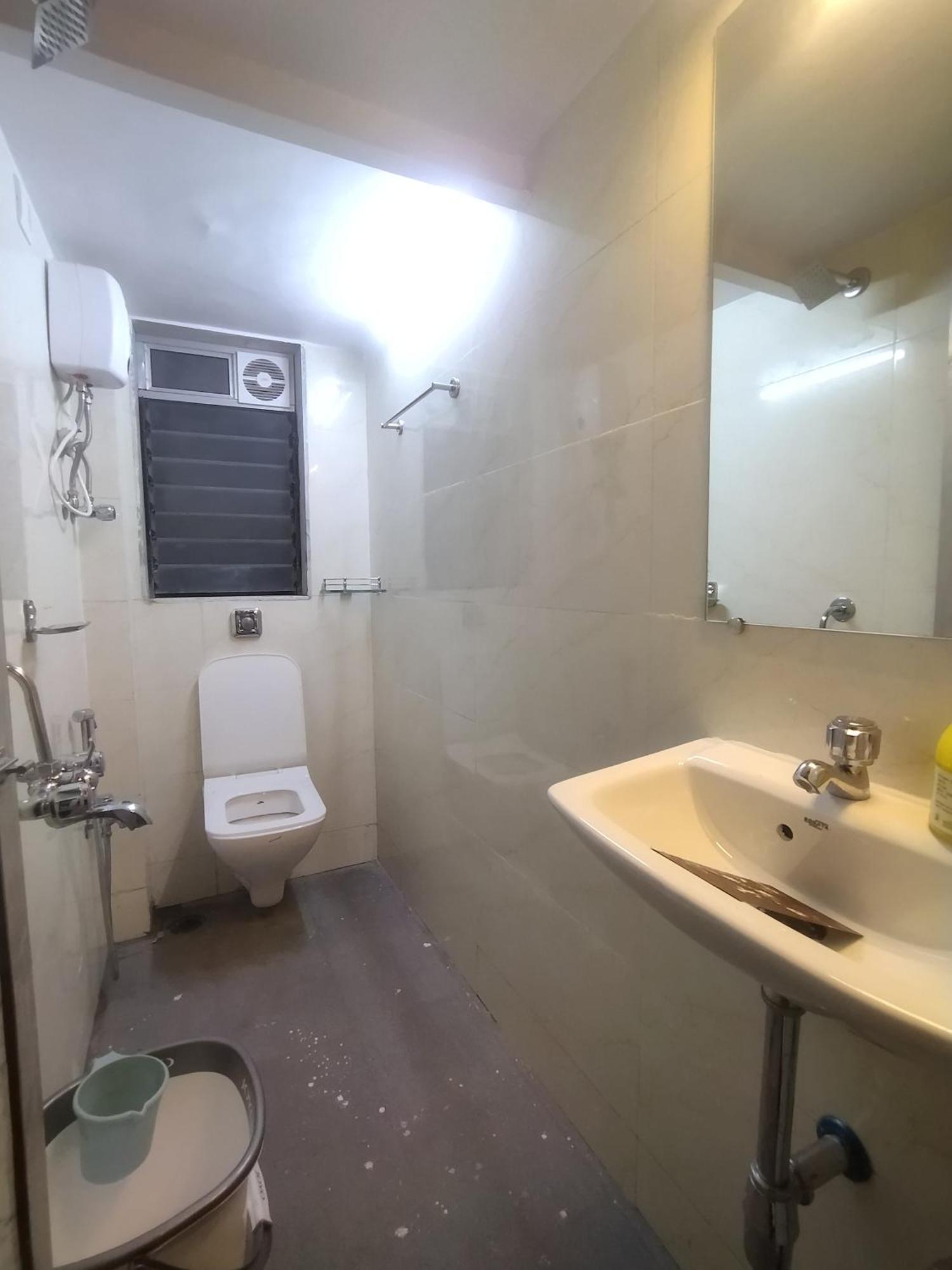 Everest Stays Rooms And Dormitory Mumbai Bagian luar foto