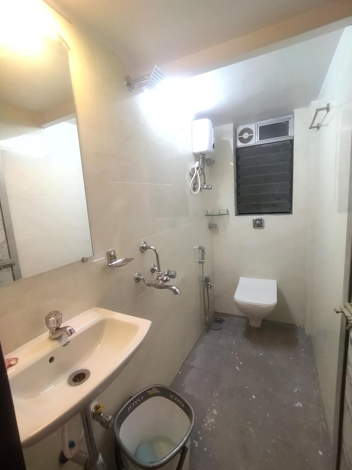 Everest Stays Rooms And Dormitory Mumbai Bagian luar foto